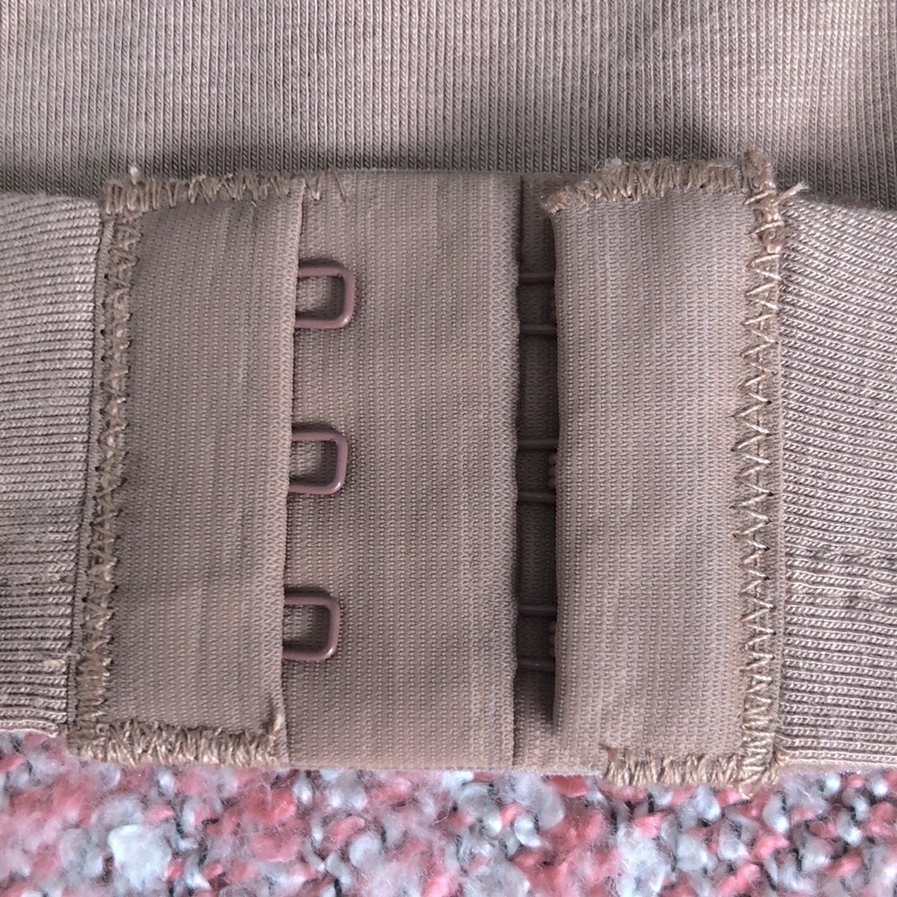 BAMBOO NWOT VINTAGE LOW CUT BRA - Picture 9 of 14